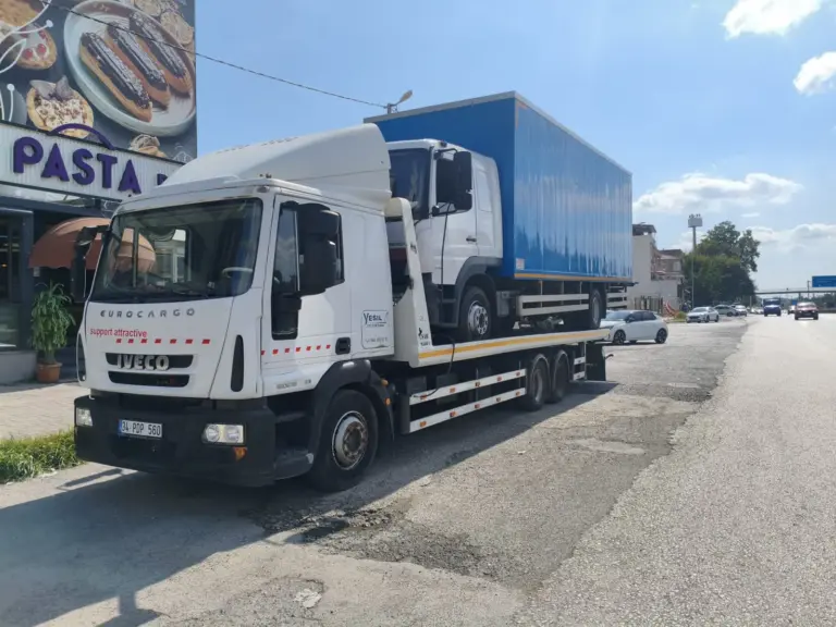 Ağır vasıta kurtarıcı ile kamyon taşıma