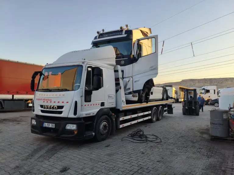 Ağır vasıta kurtarıcı ile tır çekici taşıma