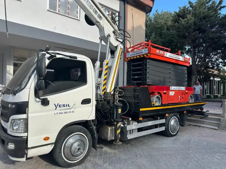 Vinçli kurtarıcı ile makaslı platform taşıma
